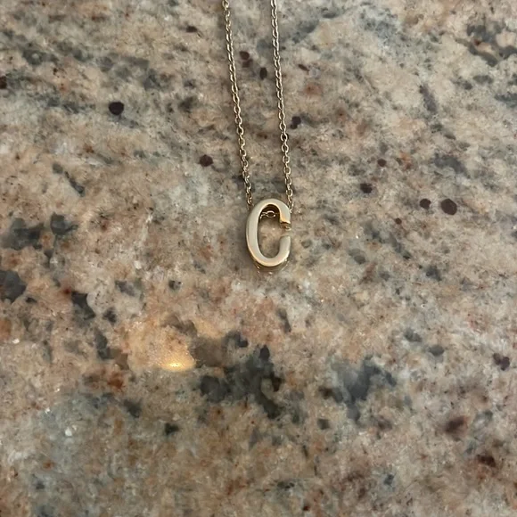 C initial necklace - Picture 3 of 3